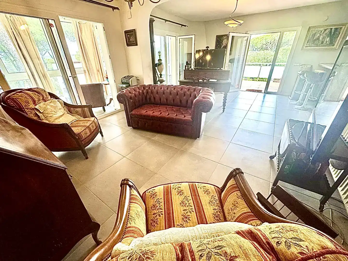 Sala de estar de Casa o chalet en venta en L'Escala con Balcón