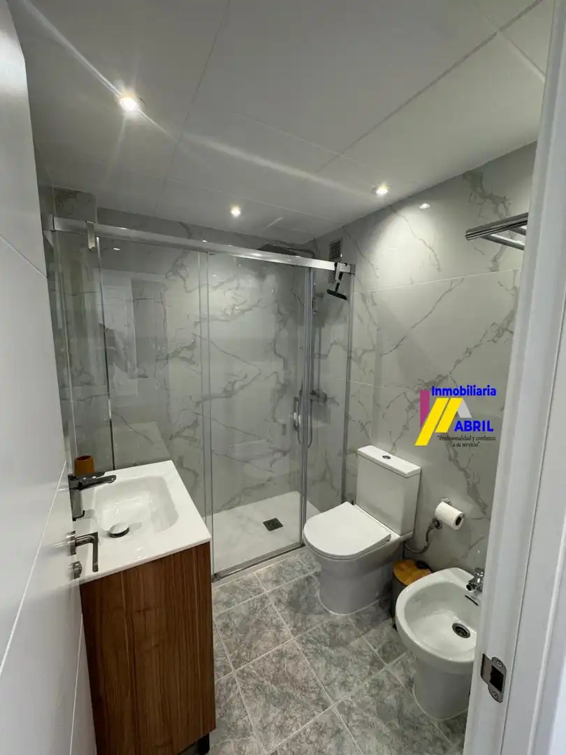 Bany de Apartament en venda en Sueca amb Aire condicionat