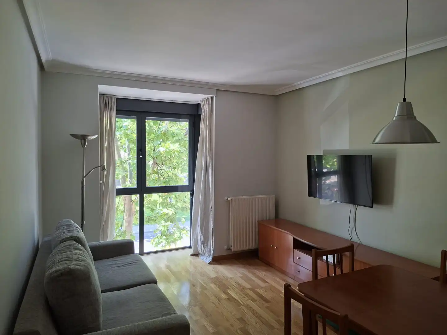 Wohnzimmer von Wohnungen zur Miete in Villanueva de la Cañada mit Heizung, Parkett und Möbliert