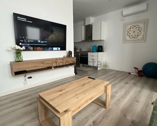 Living room of Flat to rent in Badalona  with Air Conditioner