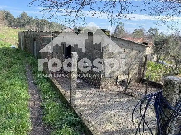 Casa adosada en venta en A Cañiza   con Trastero y Amueblado