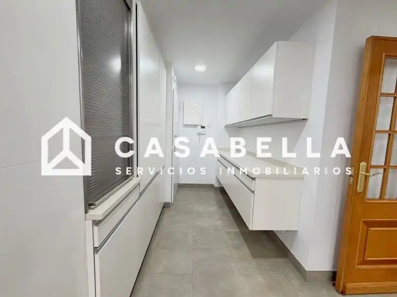 Cocina de Piso de alquiler en Valencia con Aire acondicionado, Calefacción y Trastero