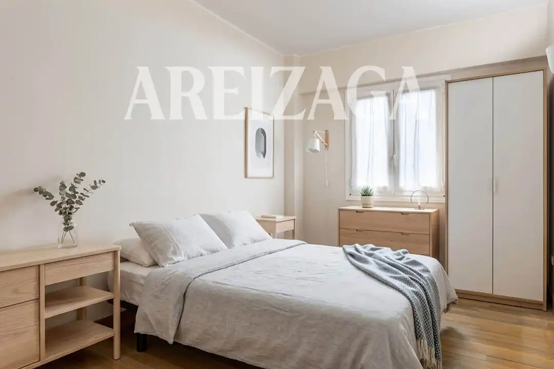 Schlafzimmer von Wohnung zum Verkauf in Donostia - San Sebastián  mit Heizung und Balkon