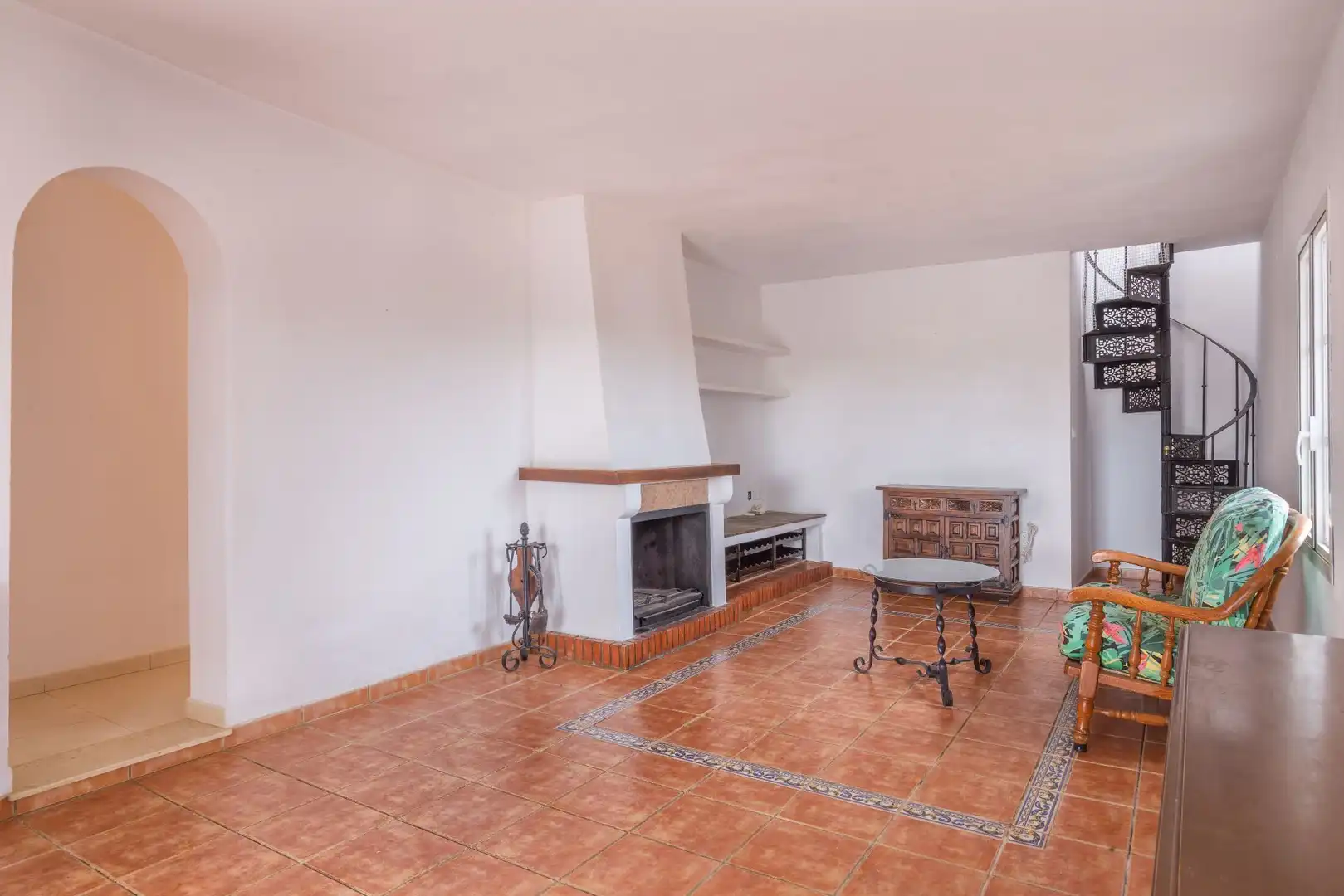 Sala de estar de Casa o chalet en venta en Alhaurín El Grande con Aire acondicionado, Calefacción y Jardín privado