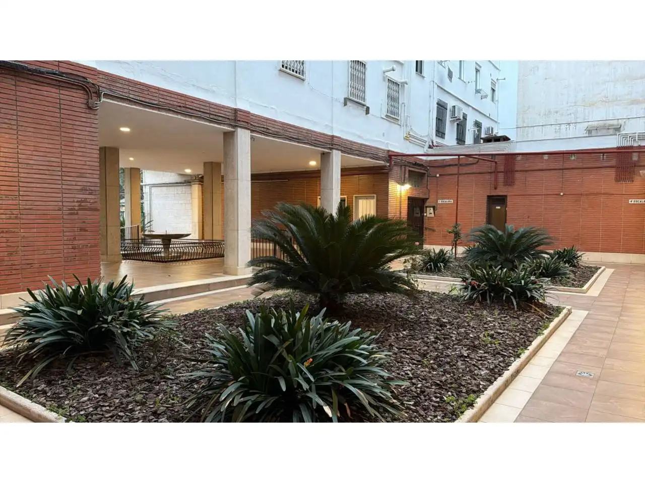 Piso con ascensor en venta en Avenida Cid, imagen 5
