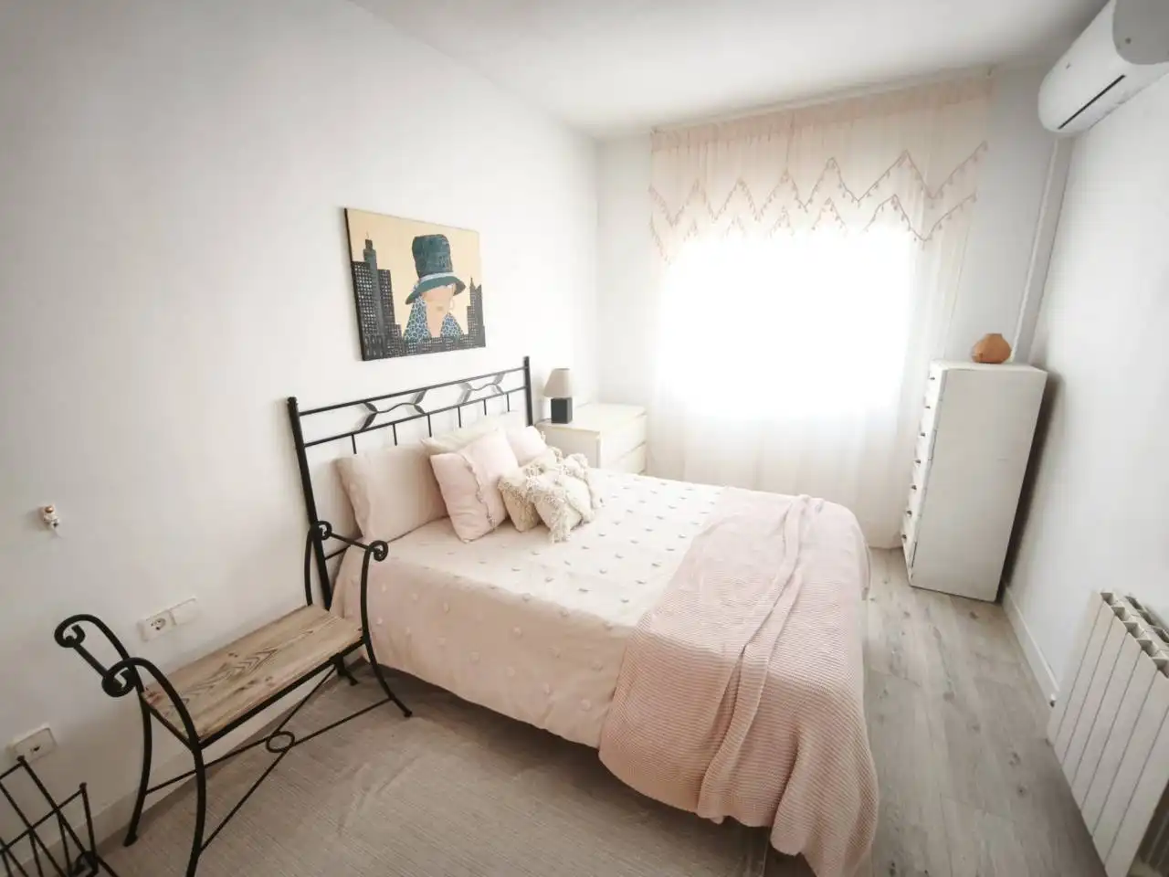 Habitación de Casa o chalet en venta en Santa Coloma de Gramenet con Aire acondicionado, Jardín privado y Parquet