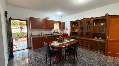 PISO ÁTICO CON GRAN TERRAZA CUBIERTA