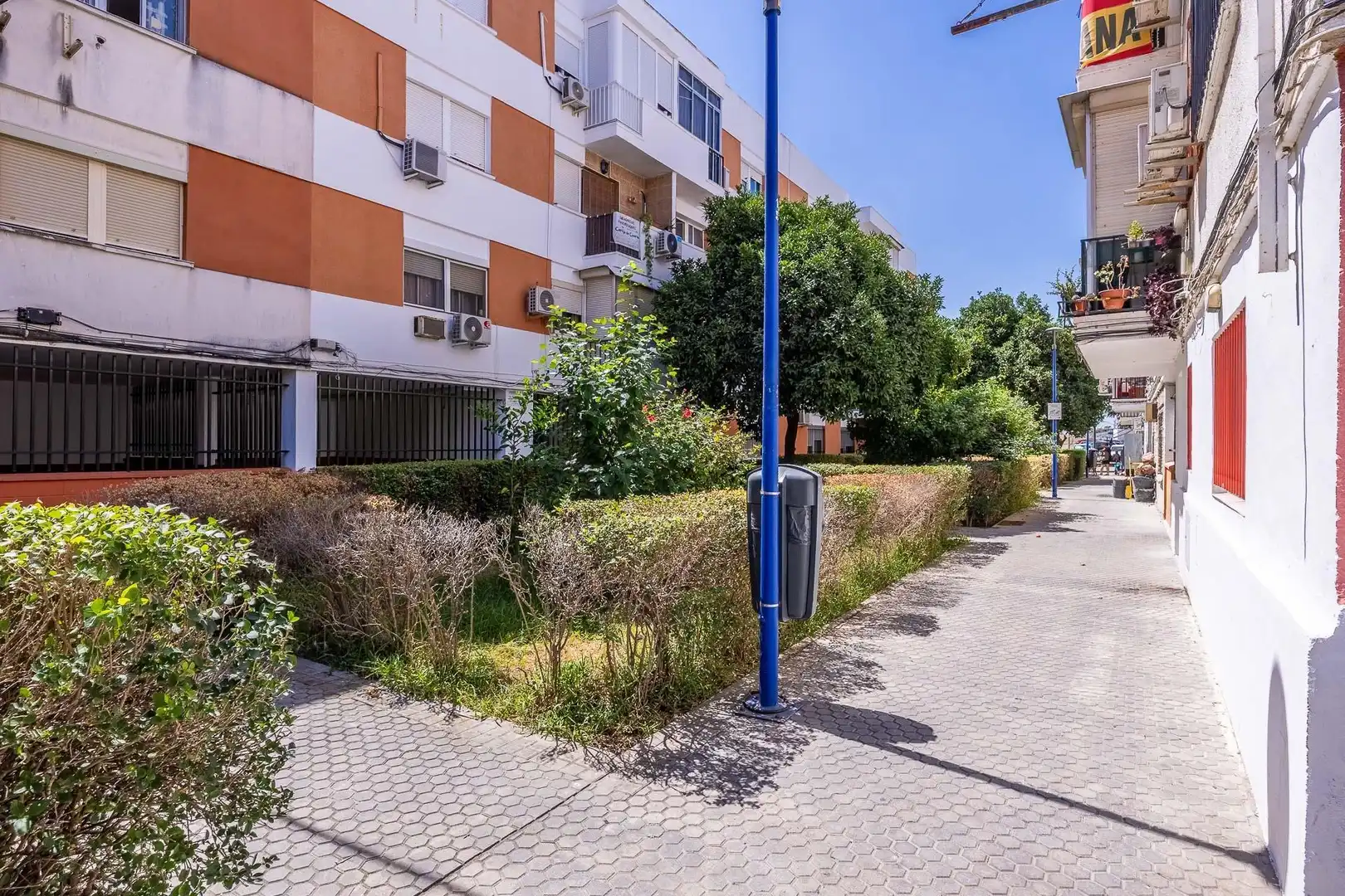 Vista exterior de Pis en venda en Sevilla amb Aire condicionat