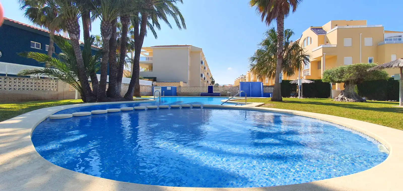Piscina de Apartamento de alquiler en Dénia con Aire acondicionado, Calefacción y Terraza