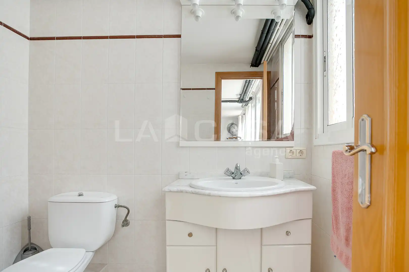 Maison avec terrasse à vendre à Corbera de Llobregat, imagen 10