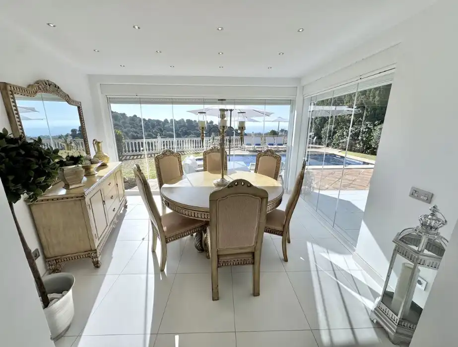 Chalet con piscina en venta en Calle Huelva de Calahonda 3820, imagen 13