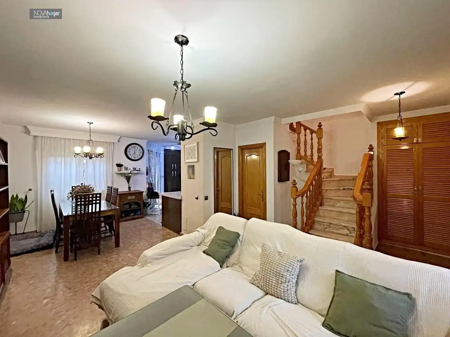 Sala de estar de Casa adosada en venta en Estación de Cártama