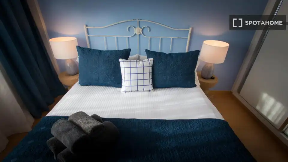 Habitación de Apartamento para compartir en Mijas con Aire acondicionado, Terraza y Amueblado