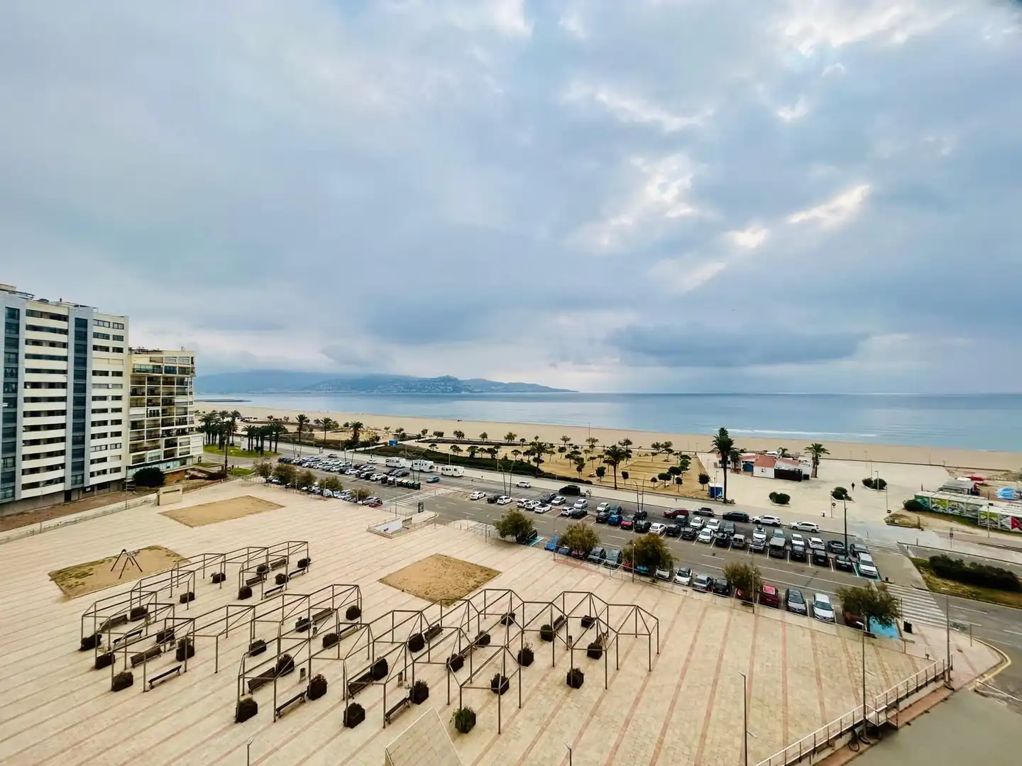 Vista exterior de Apartamento en venta en Empuriabrava con Amueblado