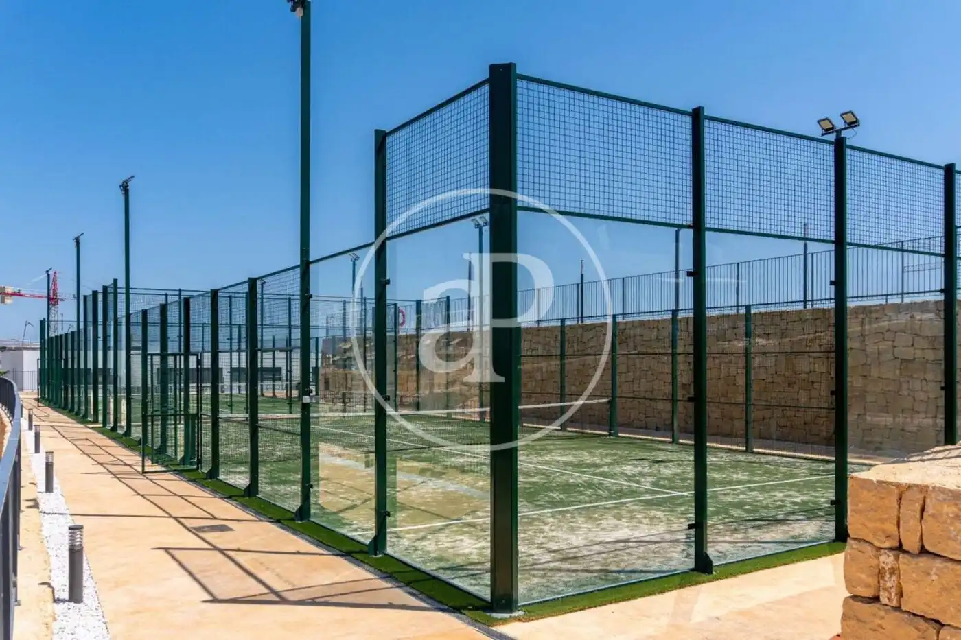 Parking de Dúplex en venta en Finestrat con Aire acondicionado, Calefacción y Jardín privado