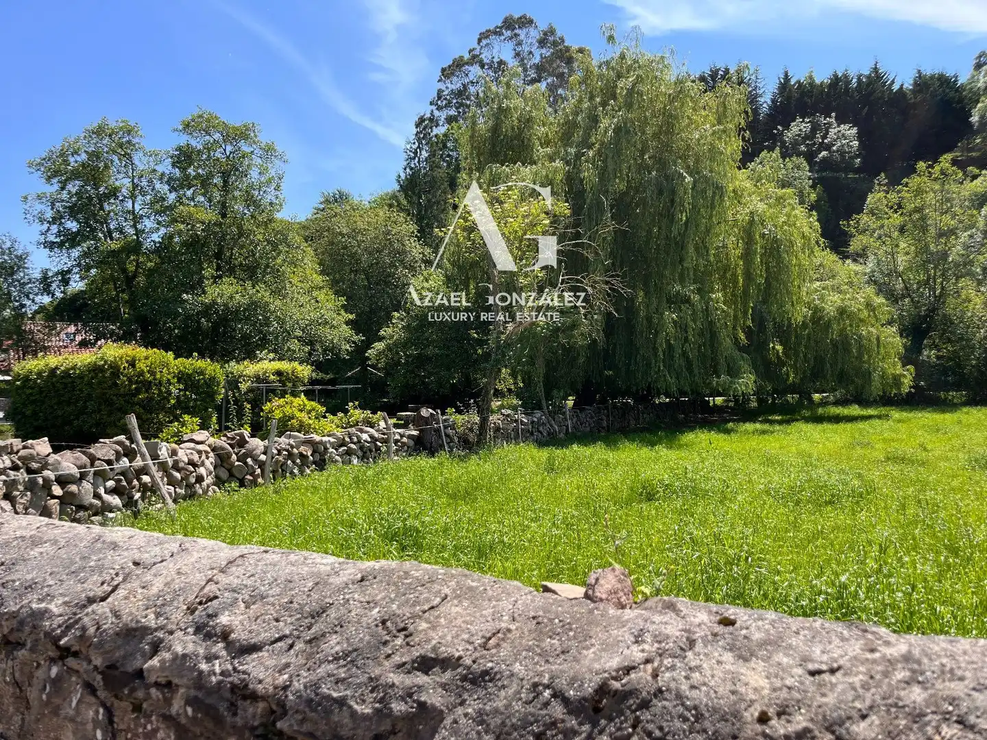 Land for sale in Ruente