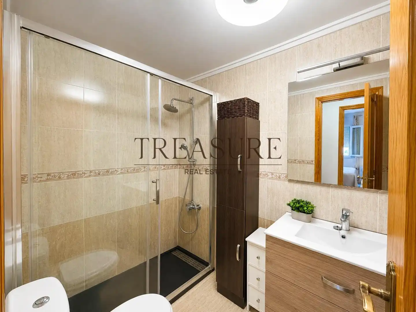 Bathroom of Flat for sale in Cartagena  with Air Conditioner, Balcony and Community pool
