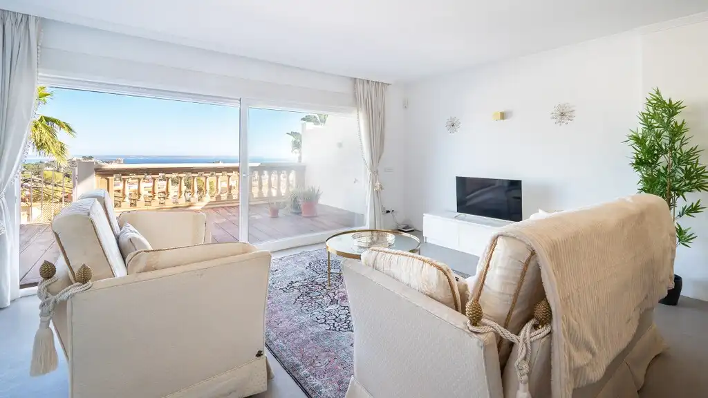 Sala de estar de Casa adosada en venta en  Palma de Mallorca con Aire acondicionado, Terraza y Amueblado