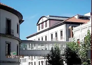 Vista exterior de Casa o chalet en venta en Oviedo  con Calefacción