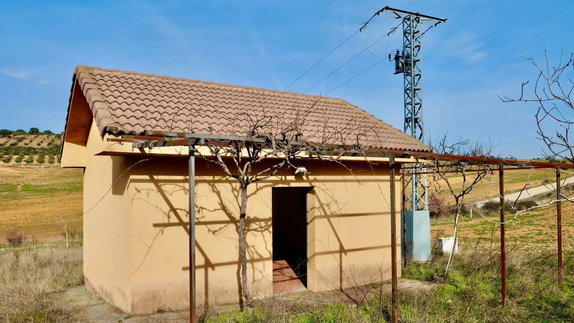 Exterior view of Land for sale in Arbancón