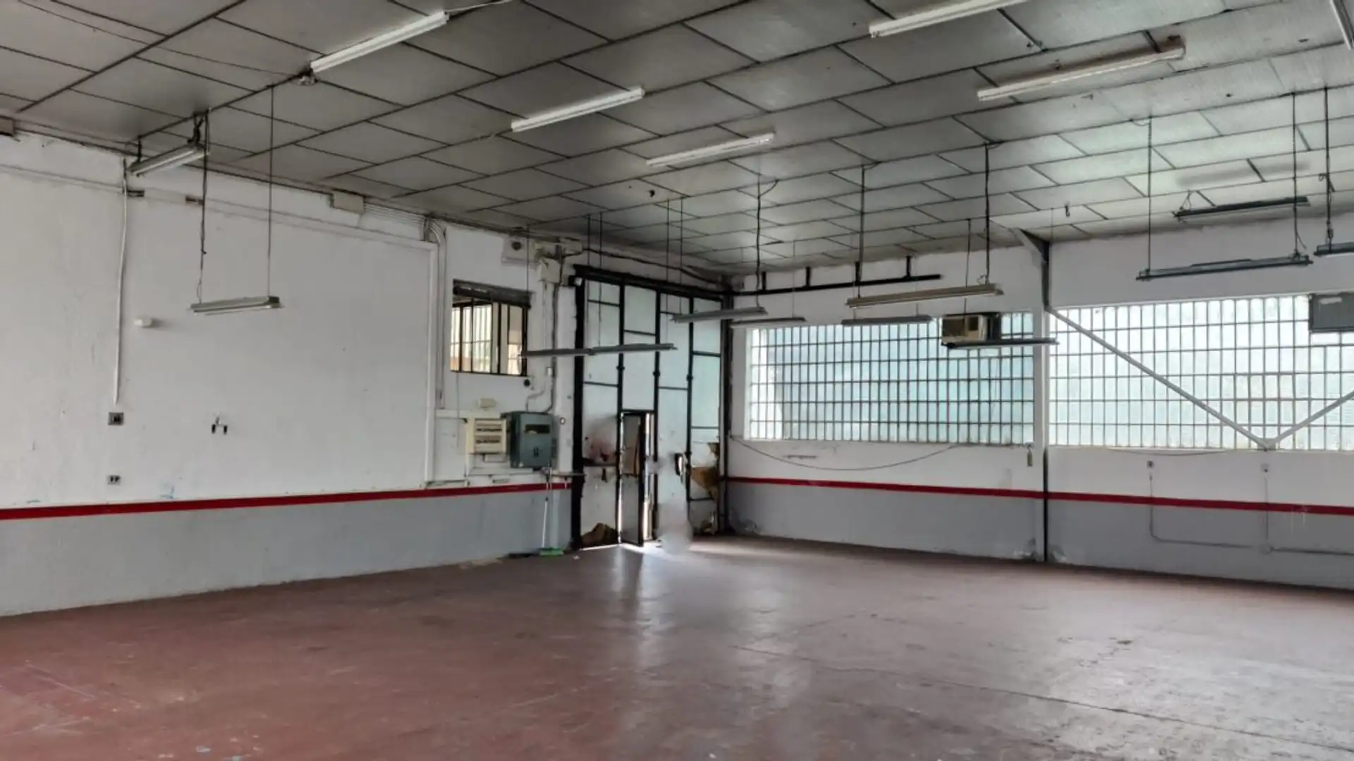 Nave industrial de alquiler en Jerez de la Frontera