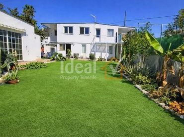 Casa con giardino in vendita a Buzanada