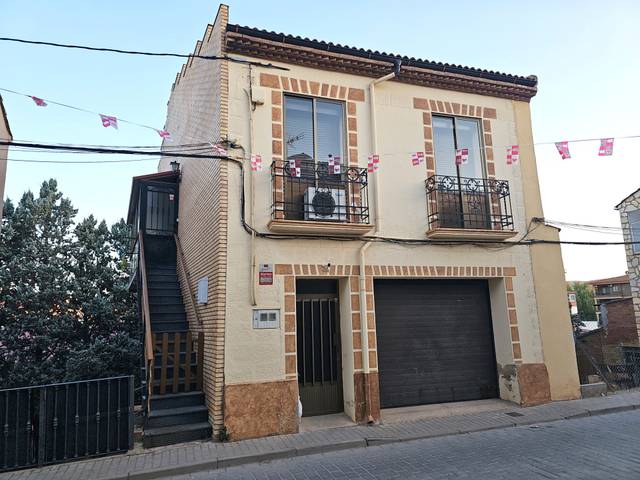 Casa-chalet en Venta en Arcos de Jalón
