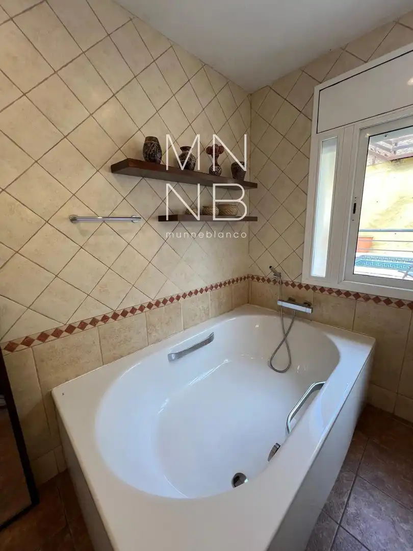 Bany de Casa o xalet en venda en Malgrat de Mar amb Aire condicionat, Calefacció i Traster