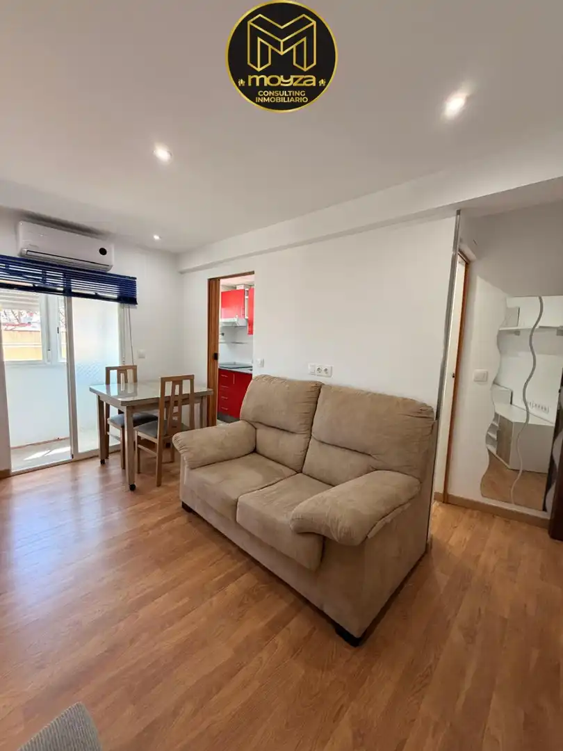 Living room of Flat for rent in Jaén  with Air Conditioner and Heating
