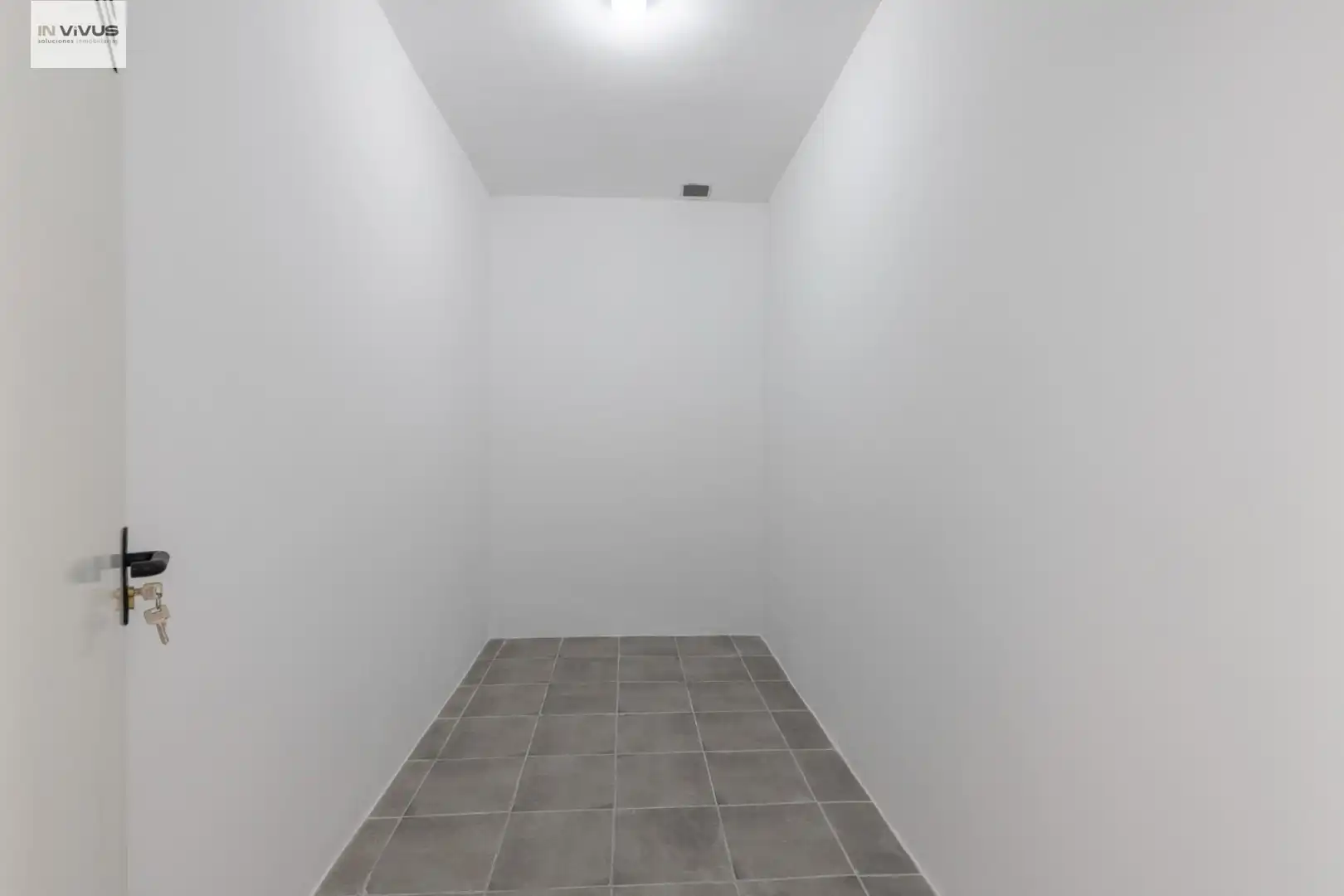 Storage room for rent in Granada
