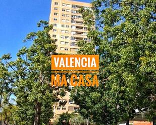 Vista exterior de Pis de lloguer en  Valencia Capital amb Aire condicionat, Calefacció i Moblat