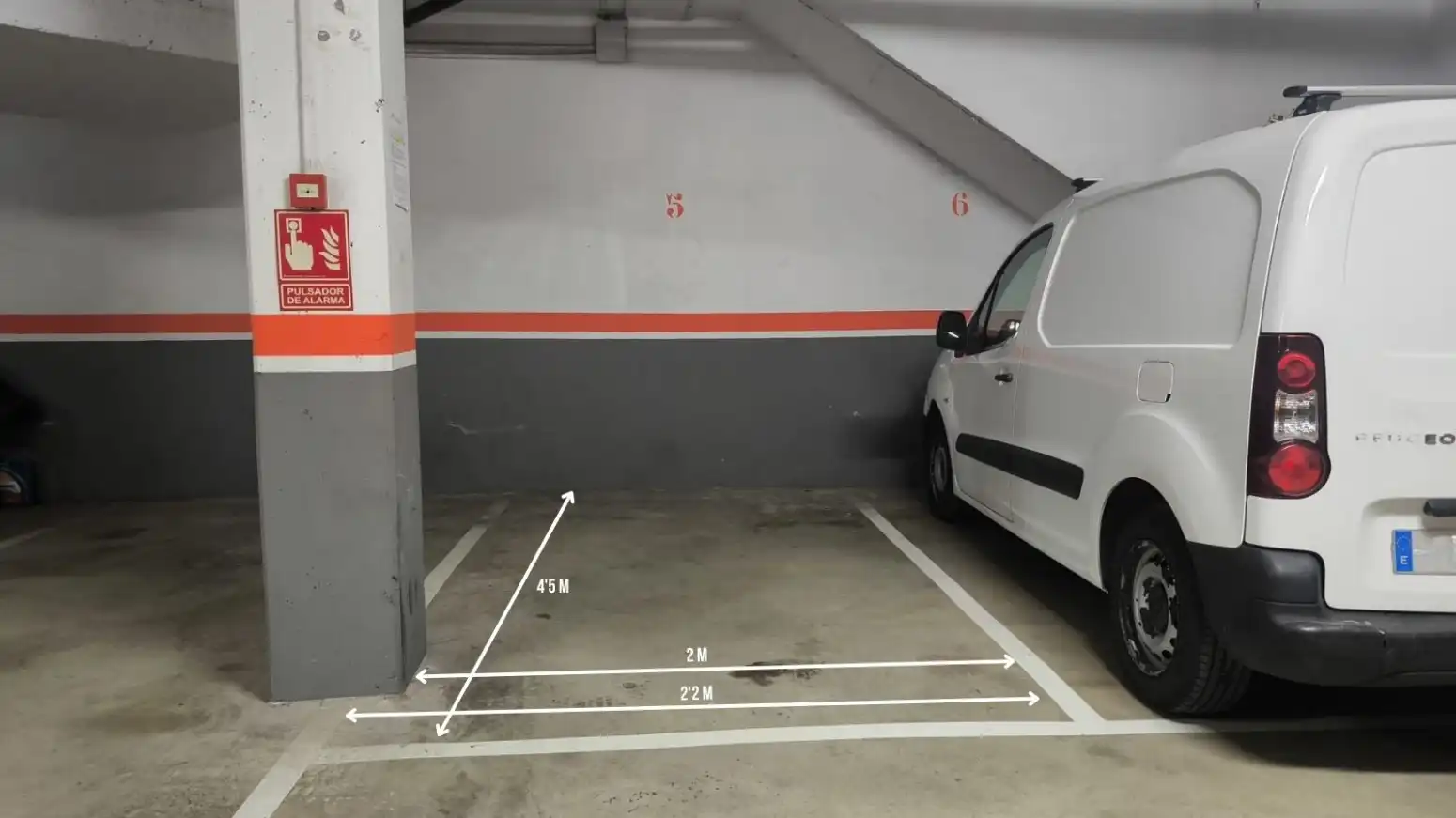 Parking for sale in Sant Boi de Llobregat - RAMBLA RAFAEL CASANOVAS