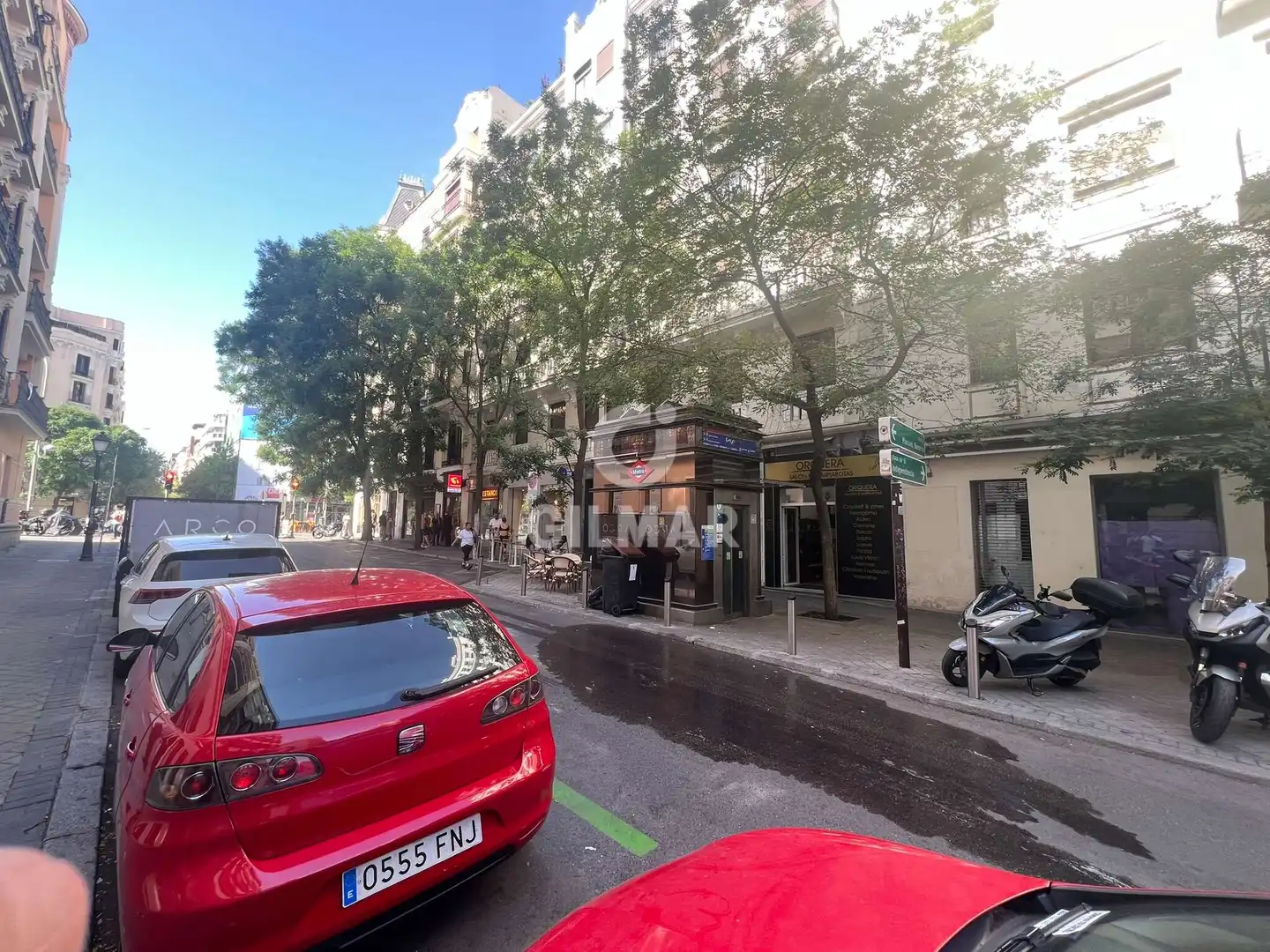 Vista exterior de Local en venda en Madrid