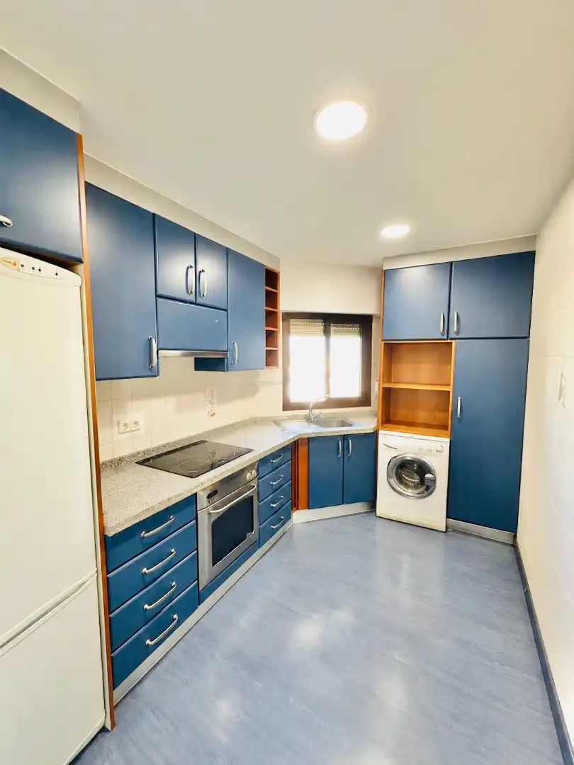 Cocina de Apartamento de alquiler en Granada con Aire acondicionado, Calefacción y Parquet
