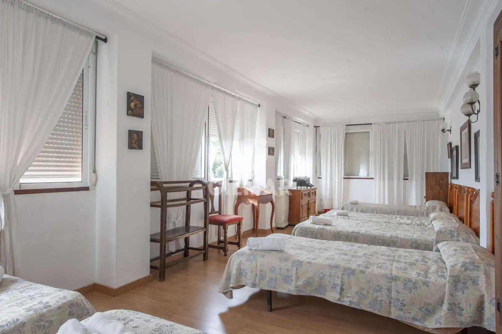 Bedroom of Houses for sale in Alcalá de Guadaira  with Heating, Swimming Pool and Furnished