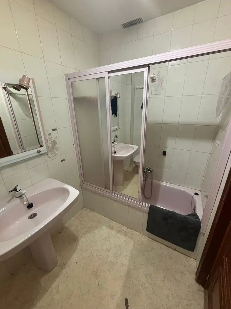 Badezimmer von Haus oder Chalet zur Miete in Valdepeñas mit Terrasse