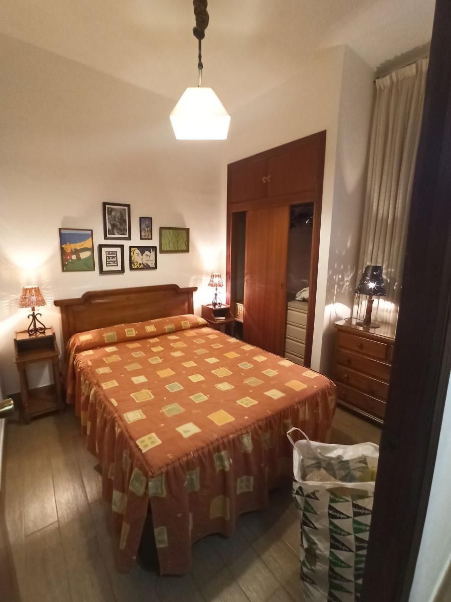 Dormitori de Apartament de lloguer en  Sevilla Capital amb Aire condicionat i Balcó