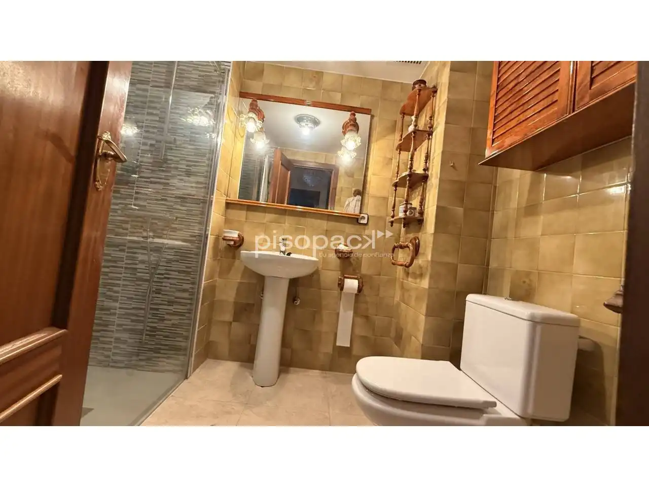 Bathroom of Flat for sale in  Pamplona / Iruña  with Heating, Terrace and Storage room