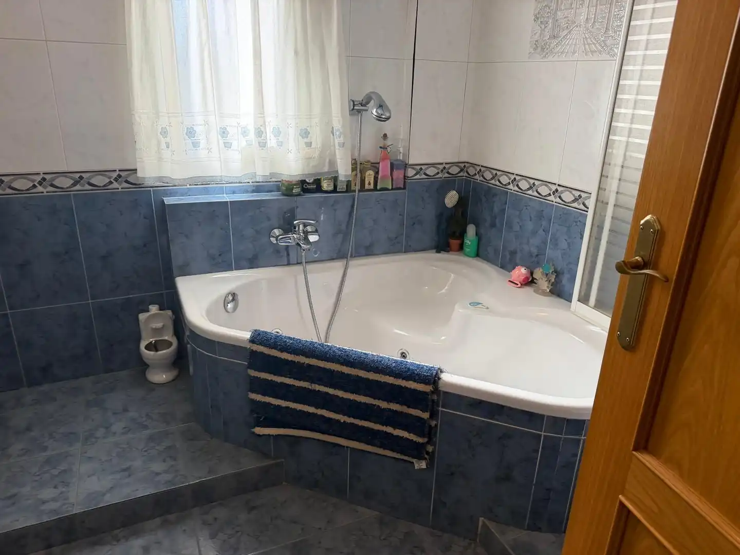 Bathroom of Duplexes for sale in Lleida  with Heating and Storage room