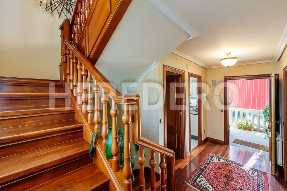 Casa o chalet en venta en Vigo  con Calefacción, Jardín privado y Terraza