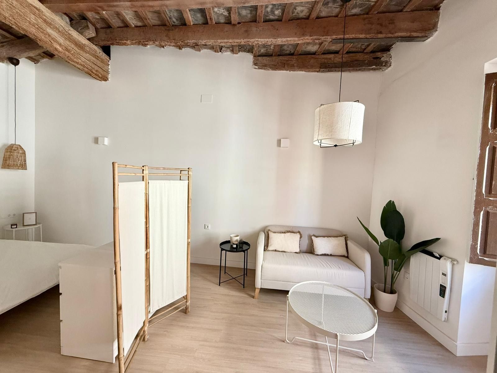 Bedroom of Flat to rent in  Valencia Capital  with Air Conditioner, Heating and Parquet flooring
