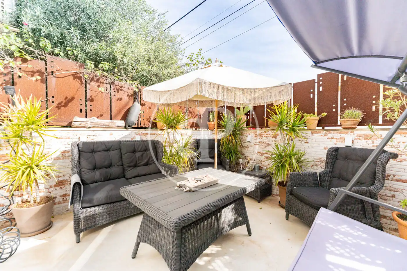 Terrasse von Wohnung zum Verkauf in  Palma de Mallorca mit Klimaanlage, Privatgarten und Terrasse