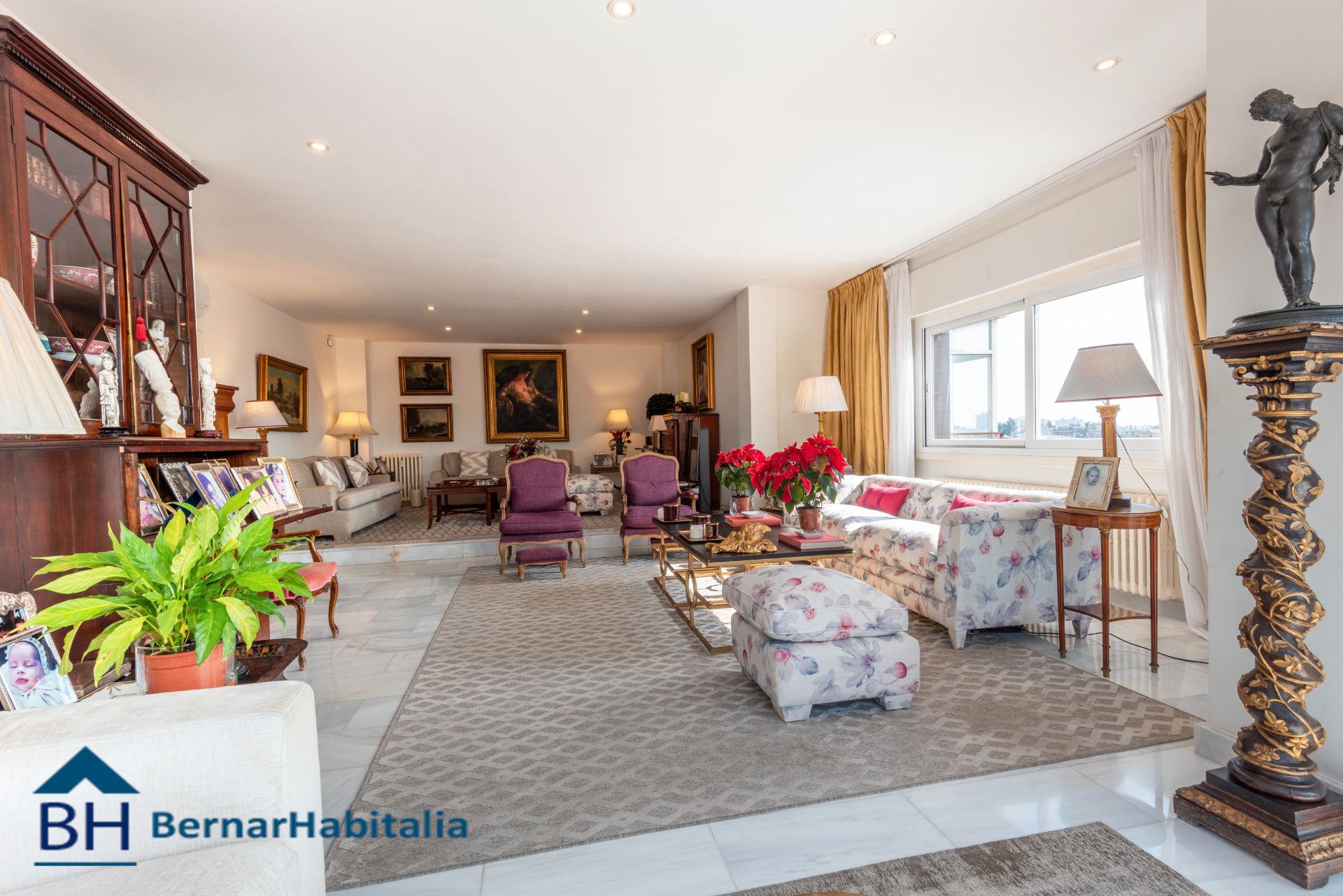 Living room of Duplex for sale in  Madrid Capital  with Air Conditioner, Heating and Private garden