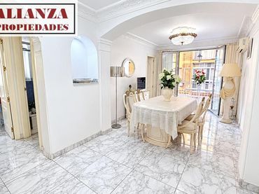 Piso con ascensor en venta en Cruz de Humilladero