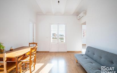 Living room of Flat for sale in Sant Cugat del Vallès  with Air Conditioner and Terrace