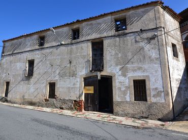 Casa en venda a Calle José Antonio 17