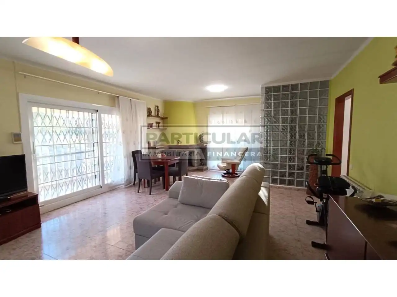 Wohnzimmer von Haus oder Chalet zum Verkauf in La Roca del Vallès mit Klimaanlage, Heizung und Privatgarten