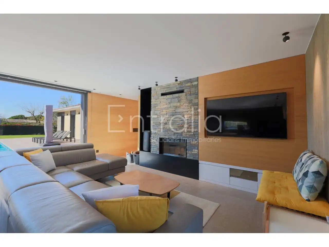 Casa con piscina in vendita a Avenida Mas Frigol, imagen 6