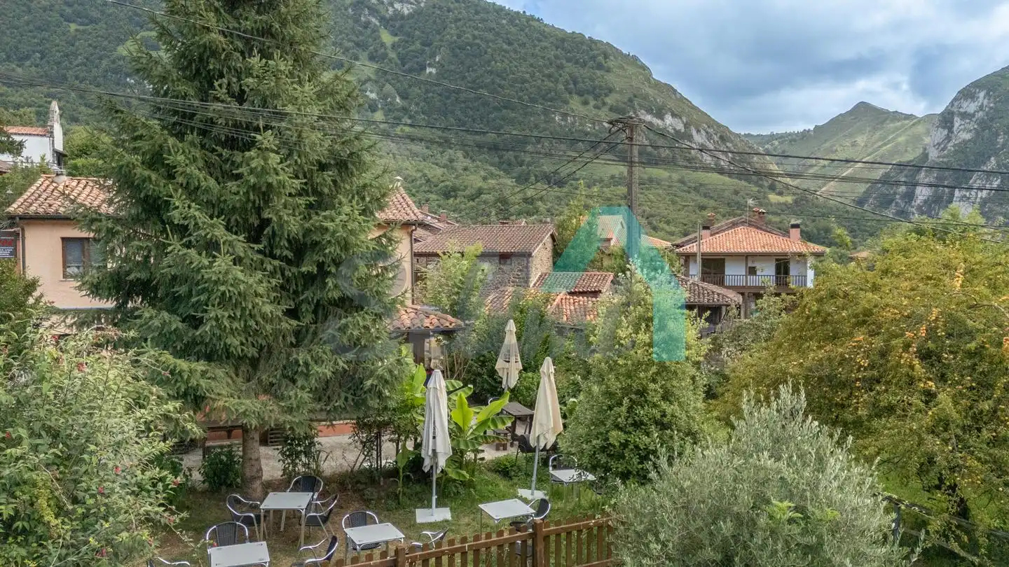 Casa o chalet en venta en Sobrescobio con Calefacción, Jardín privado y Terraza
