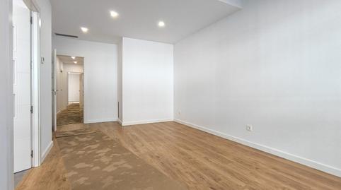 Foto 3 de Planta baja en venta en Carrer Carrer de Ramon I Cajal, Cementiri Vell, Barcelona